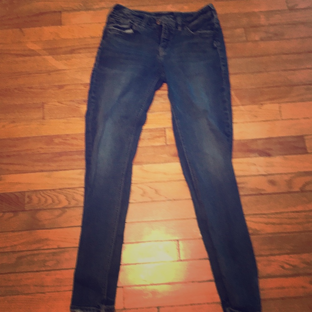 Lightly distressed Silver Jeans low rise